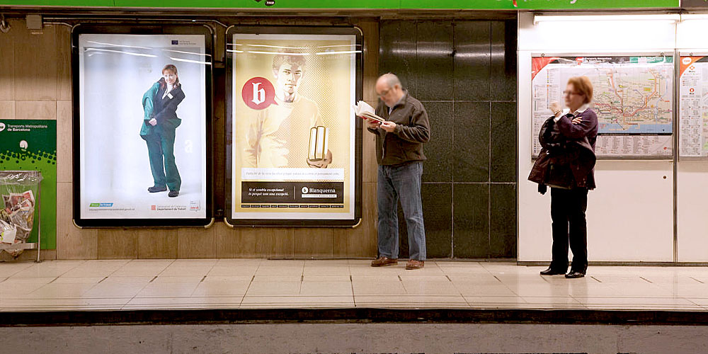 Publicidad Metro Barcelona_Mupis_Supernova