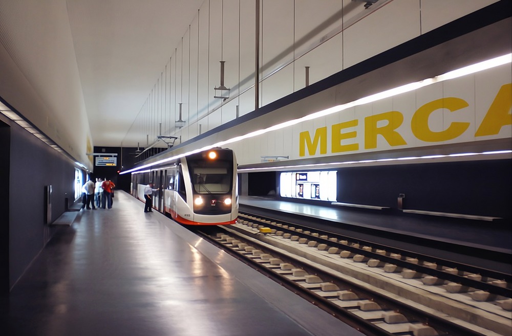 alicante_metro_anden_contrata