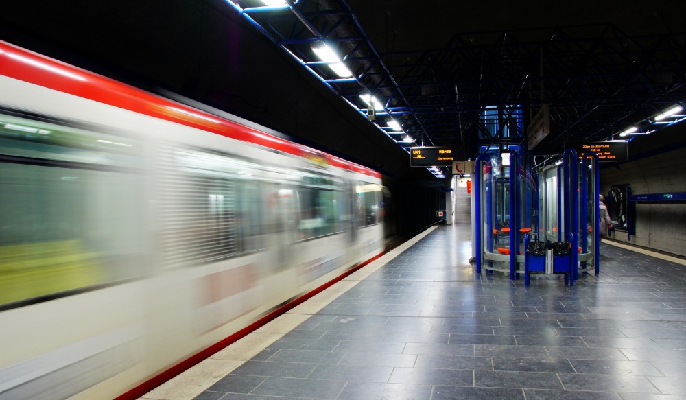 Anden Metro con prisas